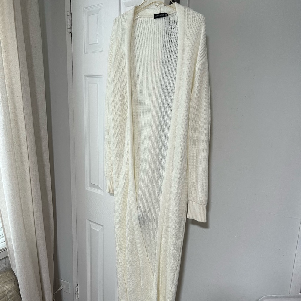 Pretty Little Things Ankle length white chunky sweater